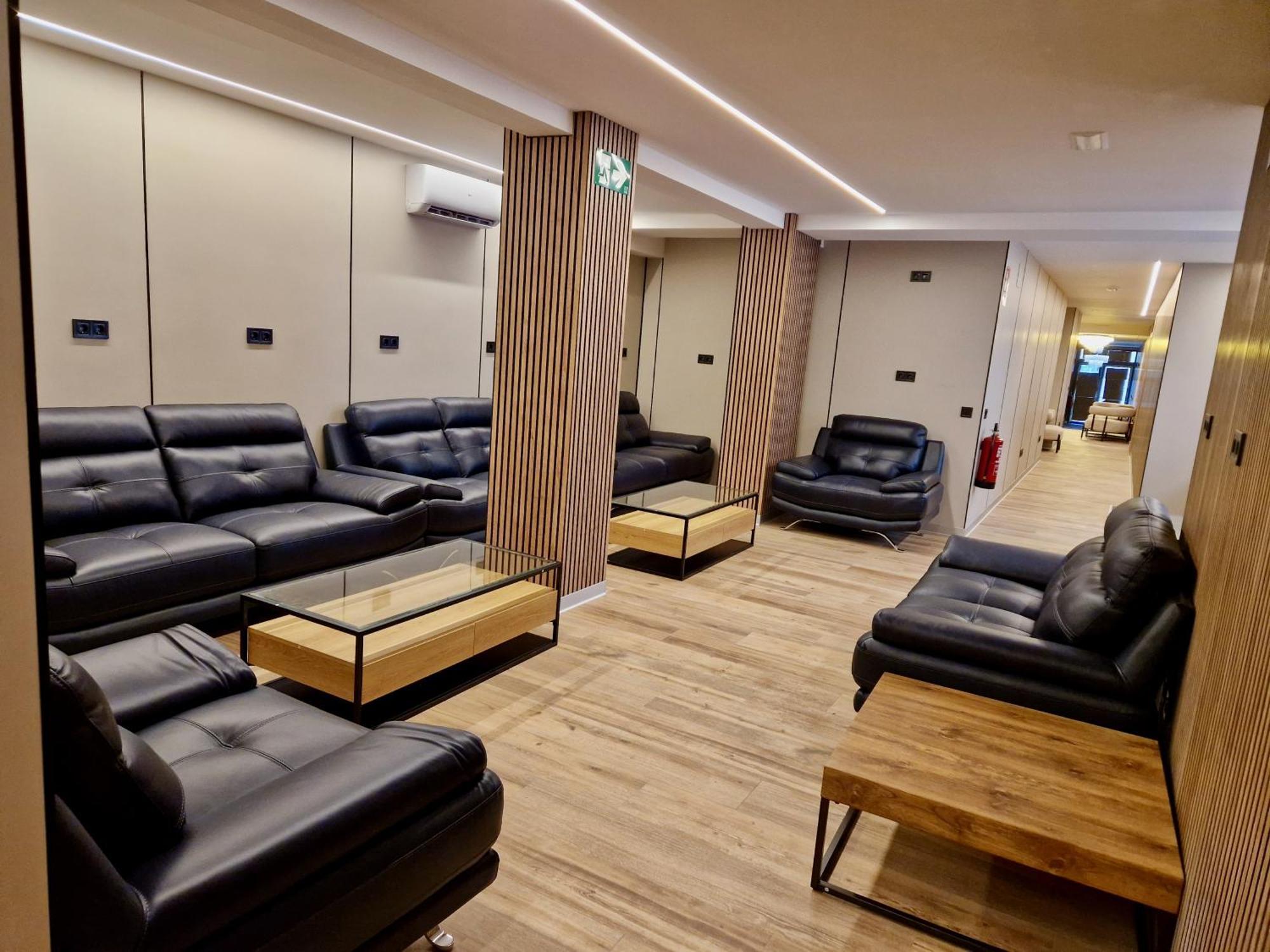 Velvet Hostel Business, Madrid